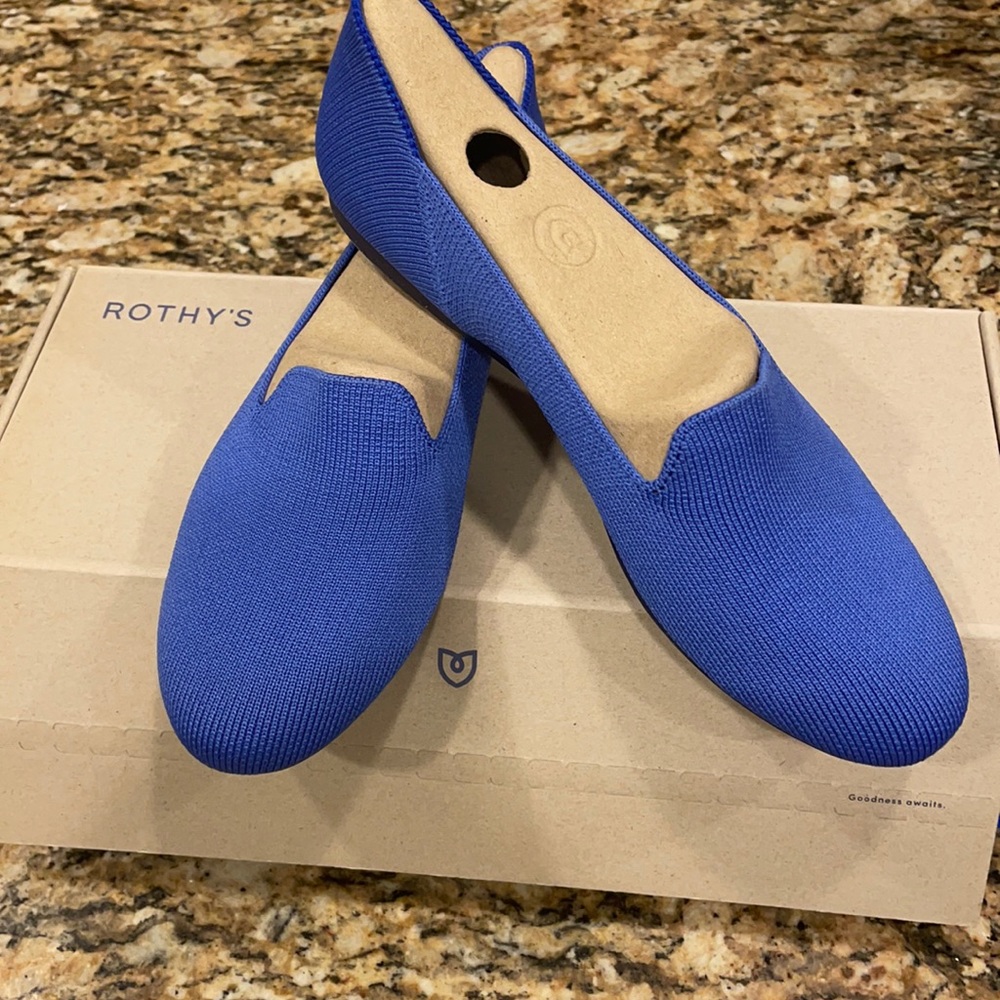 New Rothys size 6 loafers